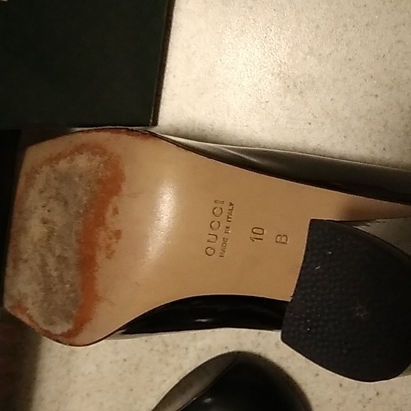 Black patent leather Gucci stacked heels (chunky) - Picture 9 of 9